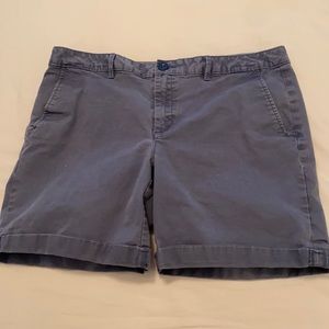 Eddie Bauer: Legend Wash Stretch Shorts: Size 12